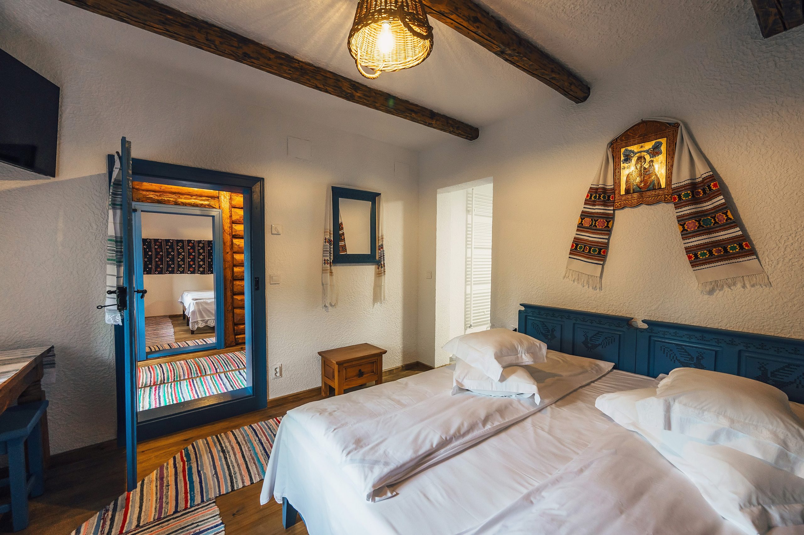 casa-malina-la-roata-suceava-gura-humorului1